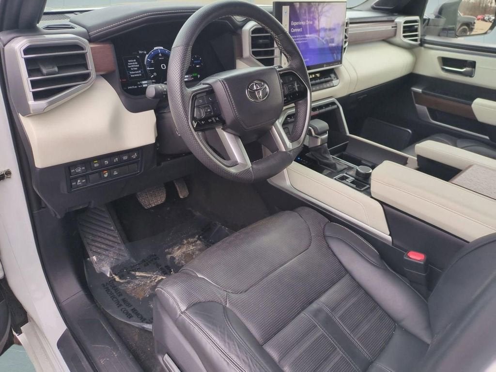 2024 Toyota Sequoia Capstone