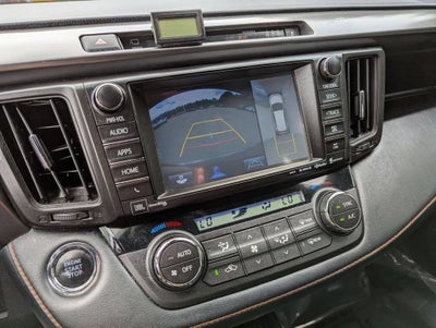 2018 Toyota RAV4 SE