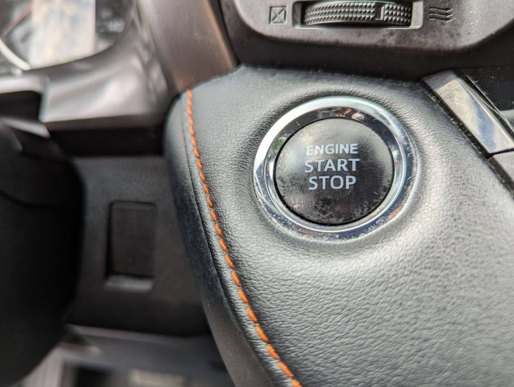 2018 Toyota RAV4 SE