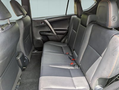 2018 Toyota RAV4 SE