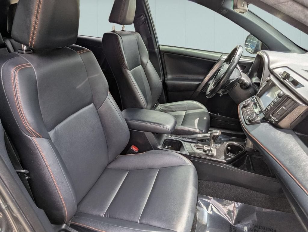 2018 Toyota RAV4 SE