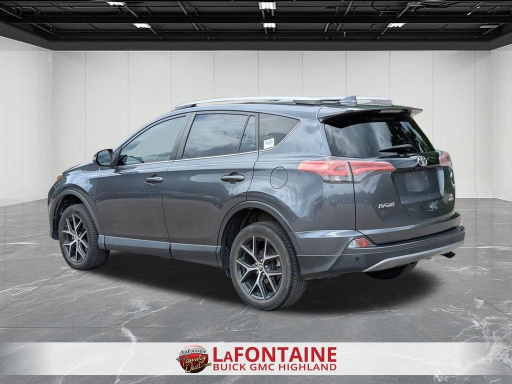 2018 Toyota RAV4 SE