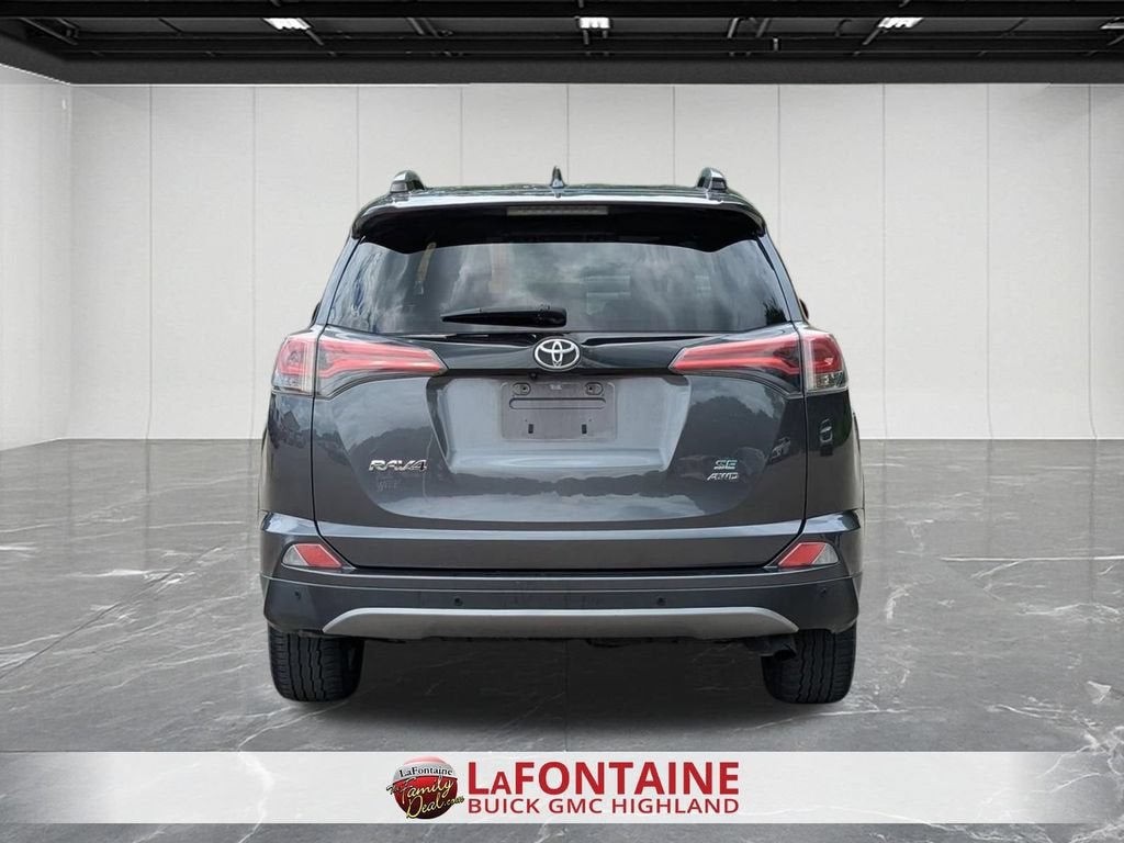 2018 Toyota RAV4 SE