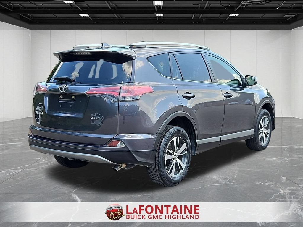 2017 Toyota RAV4 XLE