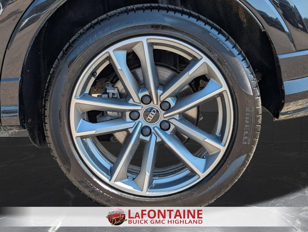 2023 Audi Q3 S line Premium Plus
