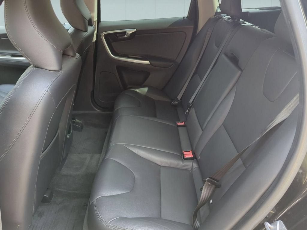 2016 Volvo XC60 T5 Premier