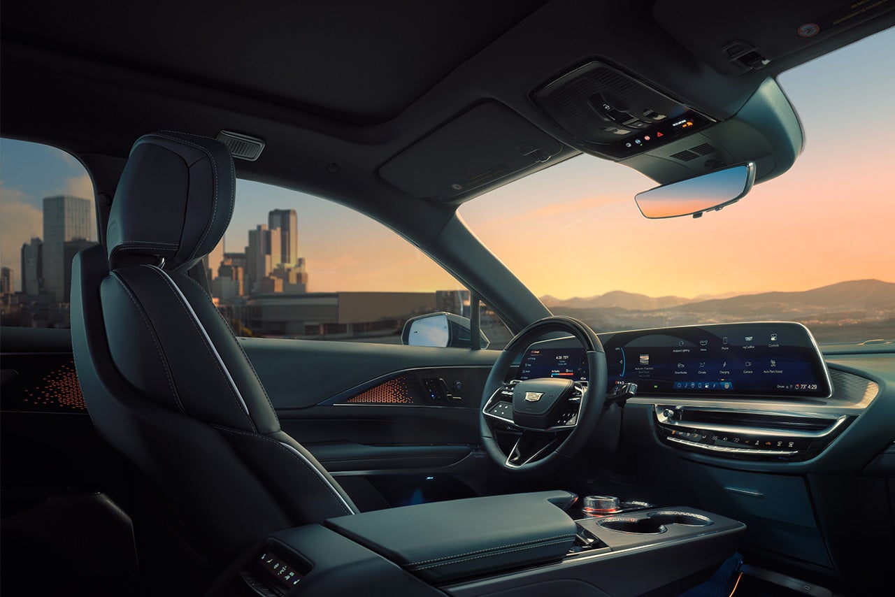 LaFontaine Cadillac Highland in Highland Charter Township MI