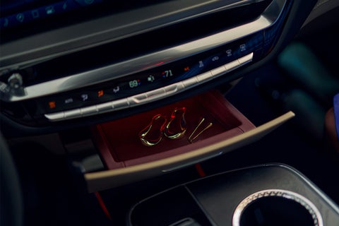 LaFontaine Cadillac Highland in Highland Charter Township MI