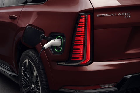 LaFontaine Cadillac Highland in Highland Charter Township MI