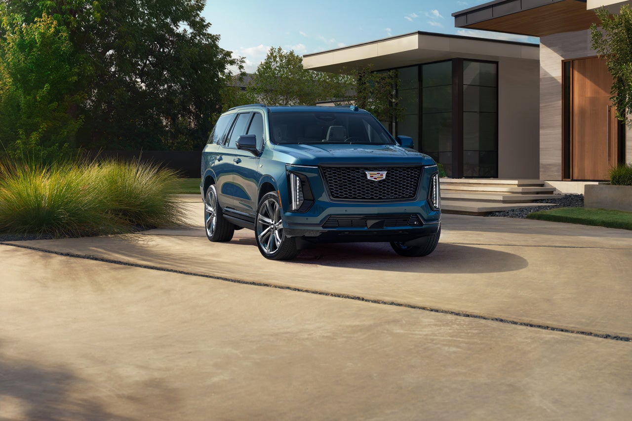 LaFontaine Cadillac Highland in Highland Charter Township MI